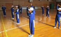 ４年