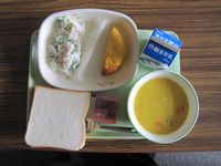 給食